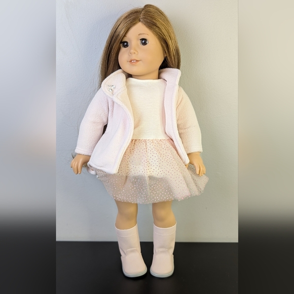American Girl Other - American Girl | Truly Me 18" Doll w Winter Sparkles Outfit